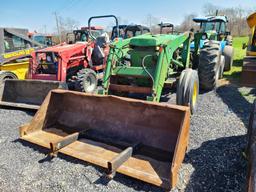 John Deere 2555 Loader Tractor 'AS-IS, THIS UNIT HAS PROBLEMS, All of its problems may or may not be
