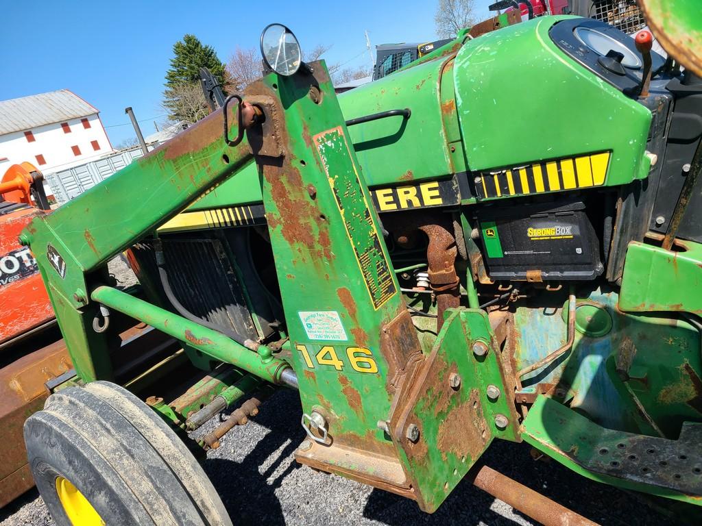 John Deere 2555 Loader Tractor 'AS-IS, THIS UNIT HAS PROBLEMS, All of its problems may or may not be