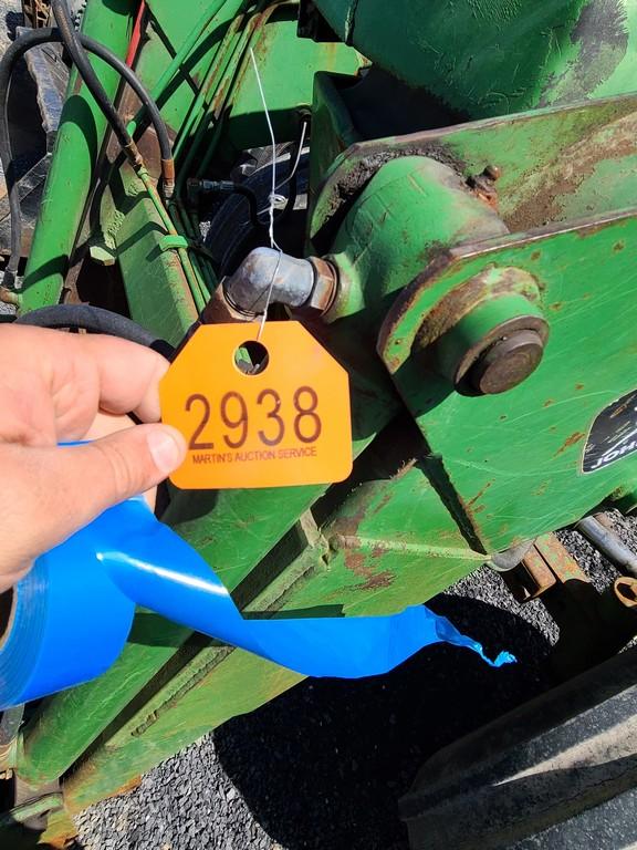 John Deere 2555 Loader Tractor 'AS-IS, THIS UNIT HAS PROBLEMS, All of its problems may or may not be