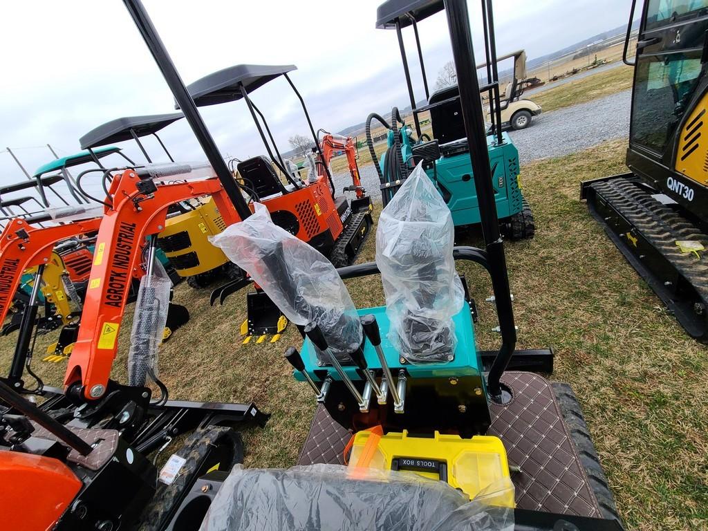 2025 Agrotk QH12R Mini Excavator 'NEW'