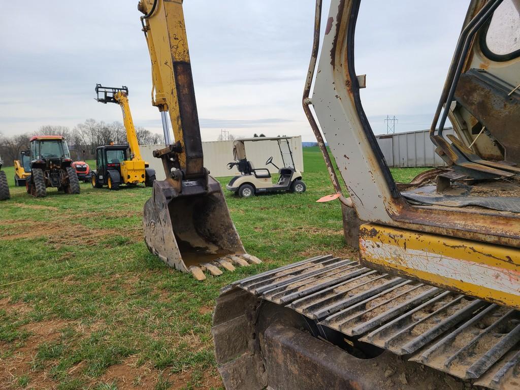 Kato HD550SEL Excavator 'Runs & Operates'