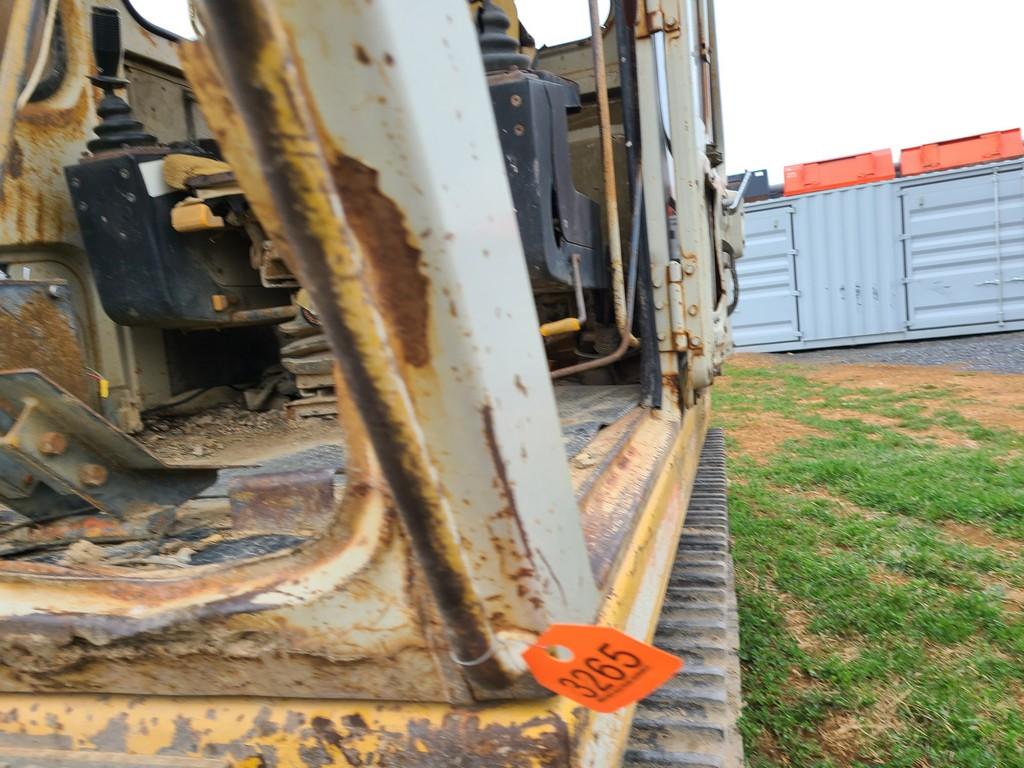Kato HD550SEL Excavator 'Runs & Operates'