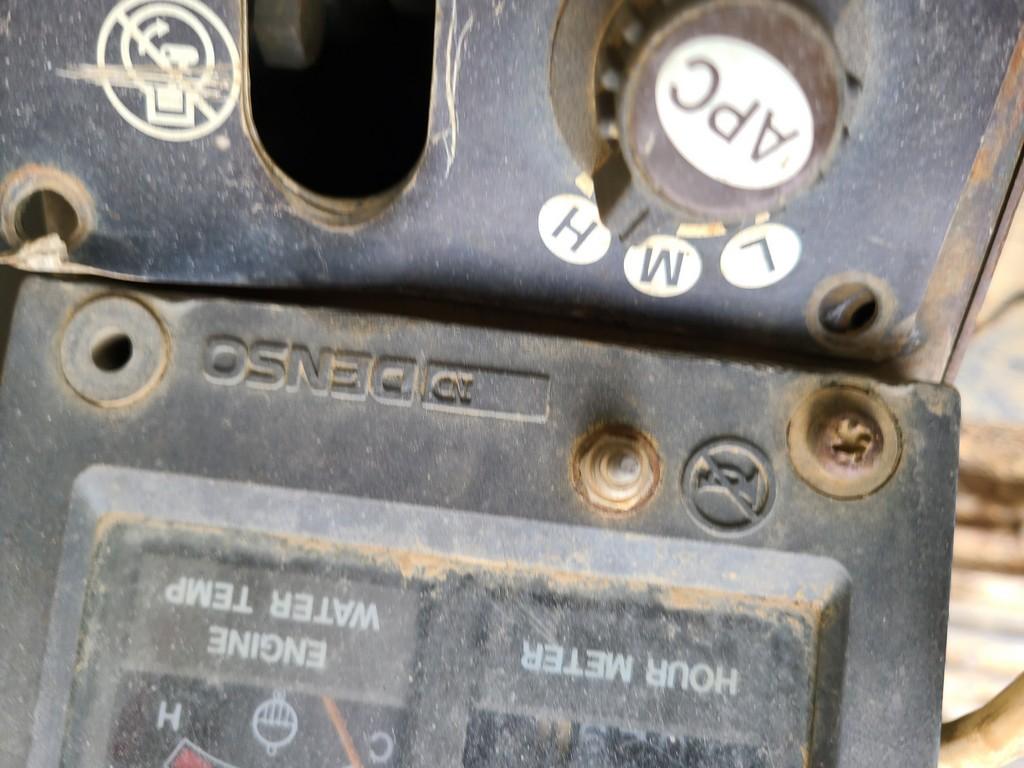 Kato HD550SEL Excavator 'Runs & Operates'