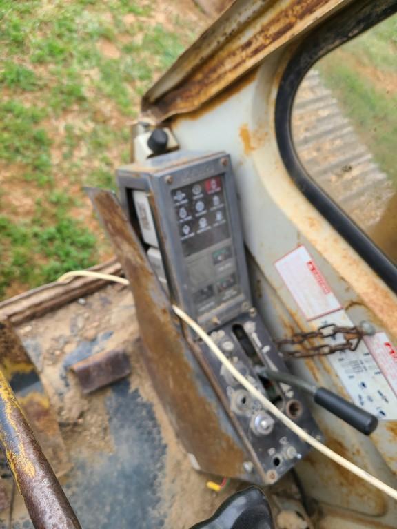 Kato HD550SEL Excavator 'Runs & Operates'