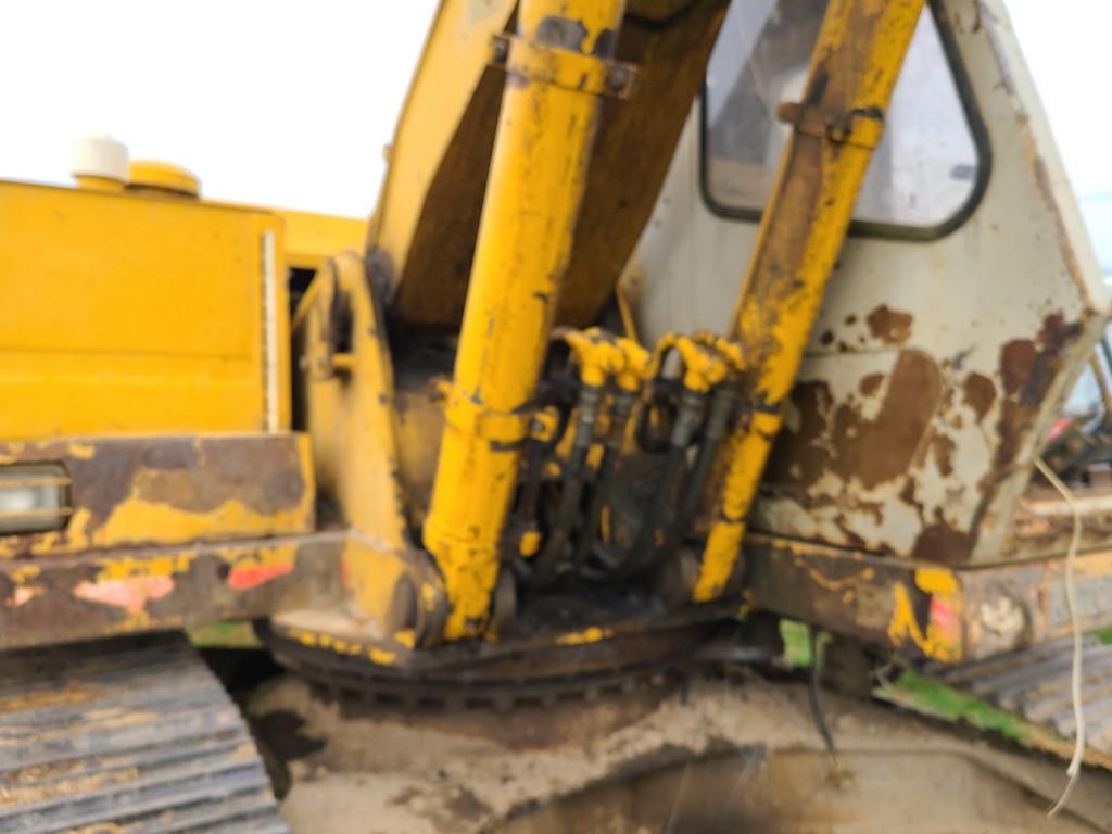 Kato HD550SEL Excavator 'Runs & Operates'