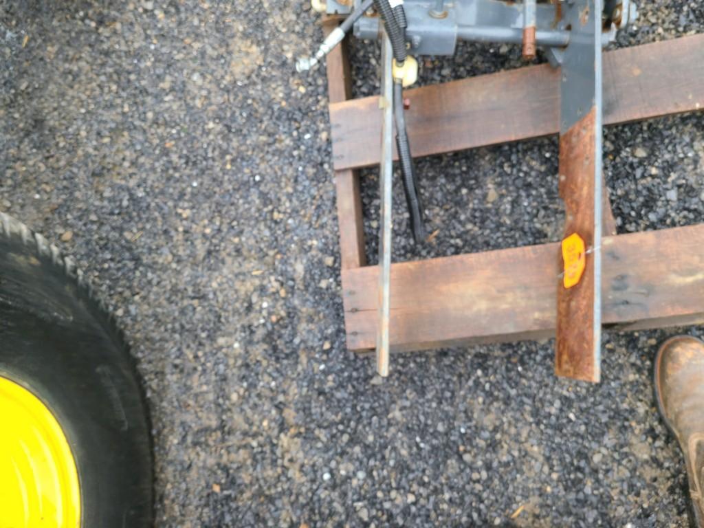 Kubota BX22MLB Compact Tractor 'AS-IS, THIS UNIT HAS PROBLEMS, All of its problems may or may not be