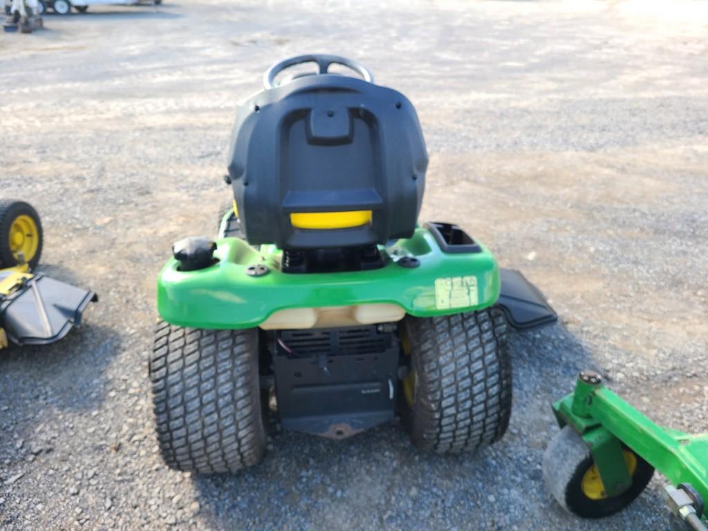 2006 John Deere  X320 Riding Tractor 'Ride & Drive'