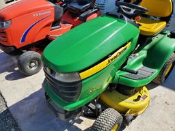 John Deere X300 Lawn Tractor 'Runs & Operates'