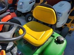 John Deere X300 Lawn Tractor 'Runs & Operates'
