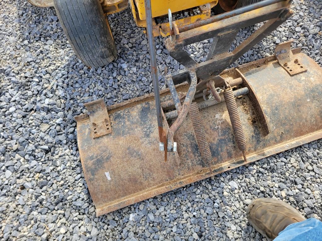 Cub Cadet 129 Riding Tractor 'Runs & Operates'