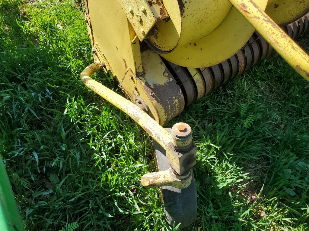 John Deere  Hay Head