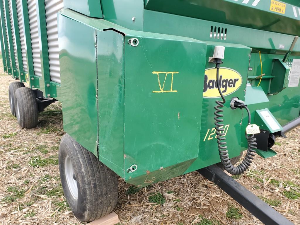 Badger 1250 Forage Wagon