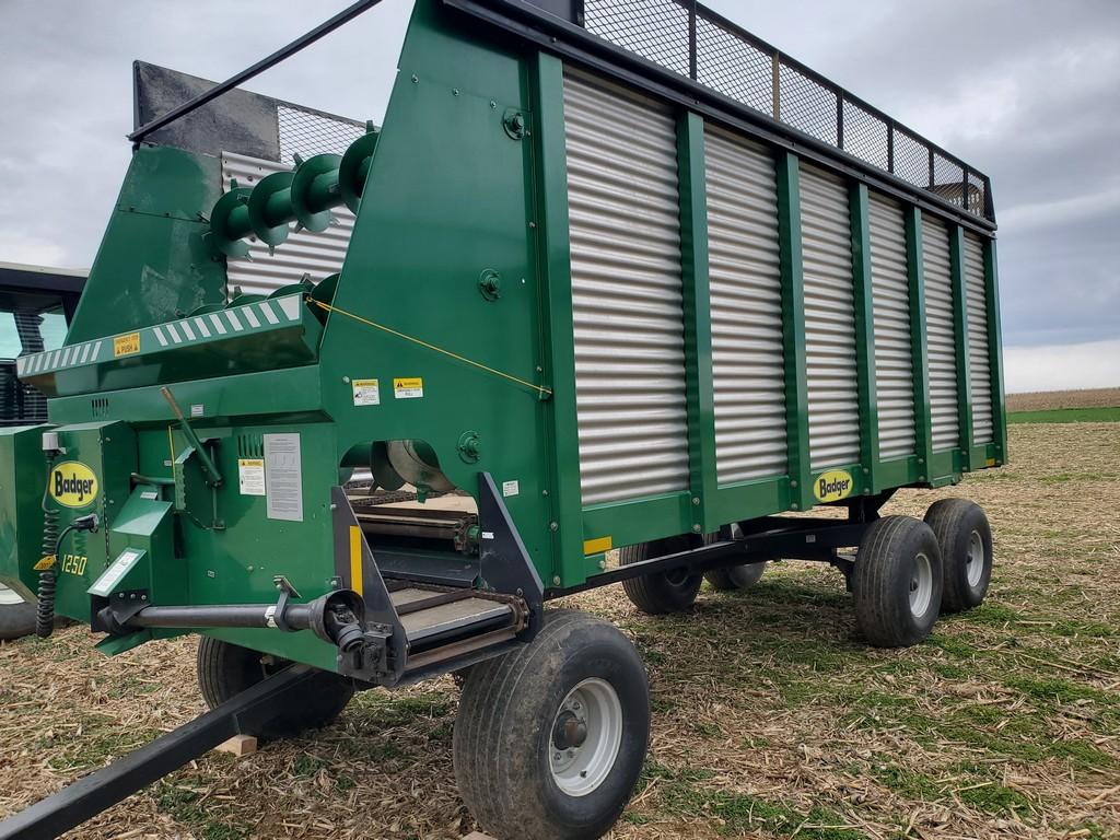 Badger 1250 Forage Wagon