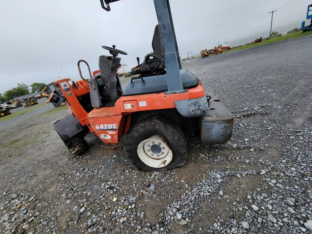 Kubota R420 Wheel Loader 'Runs & Operates'
