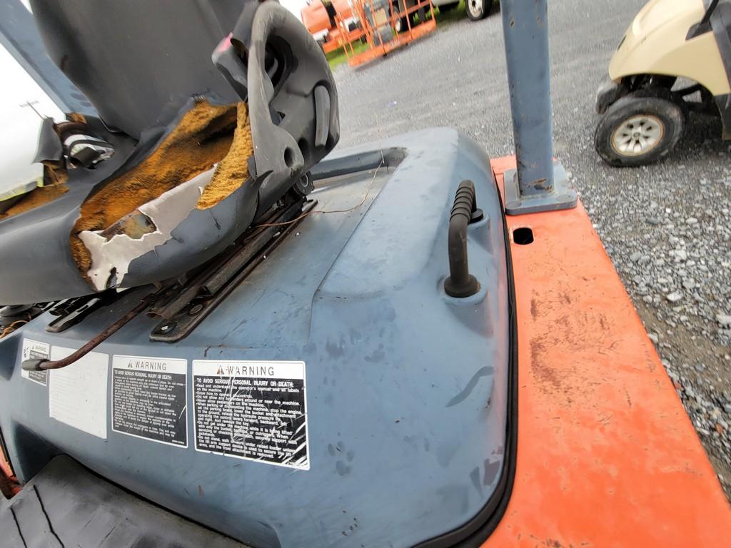 Kubota R420 Wheel Loader 'Runs & Operates'