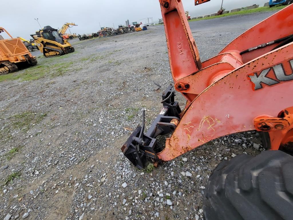 Kubota R420 Wheel Loader 'Runs & Operates'