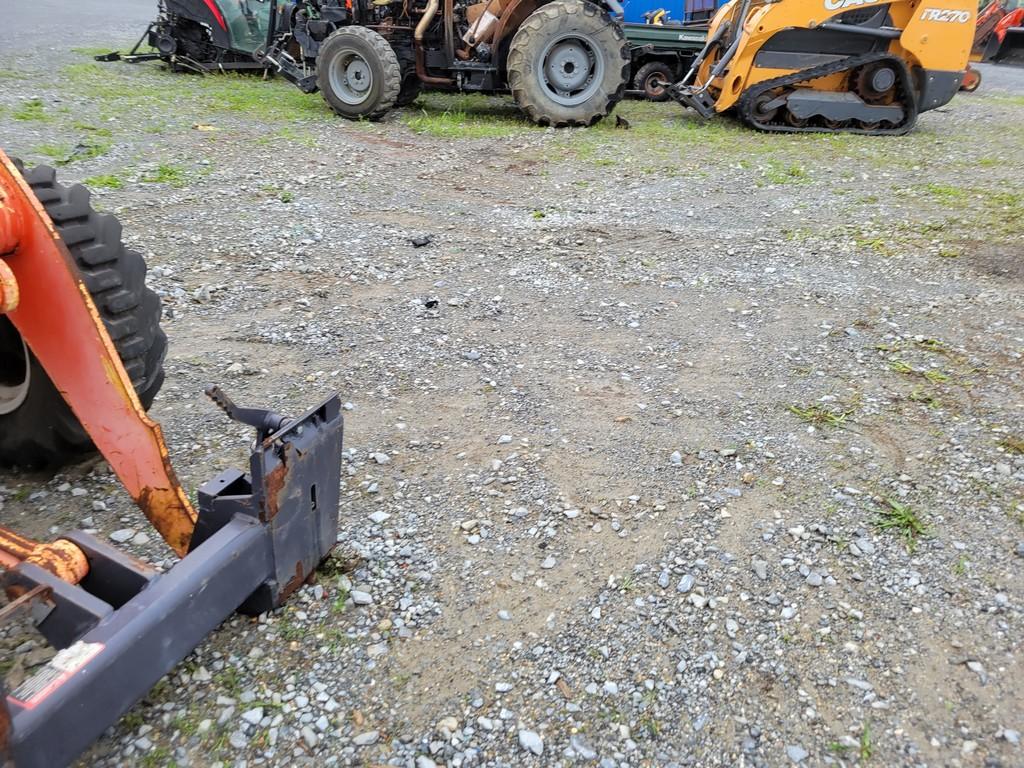Kubota R420 Wheel Loader 'Runs & Operates'