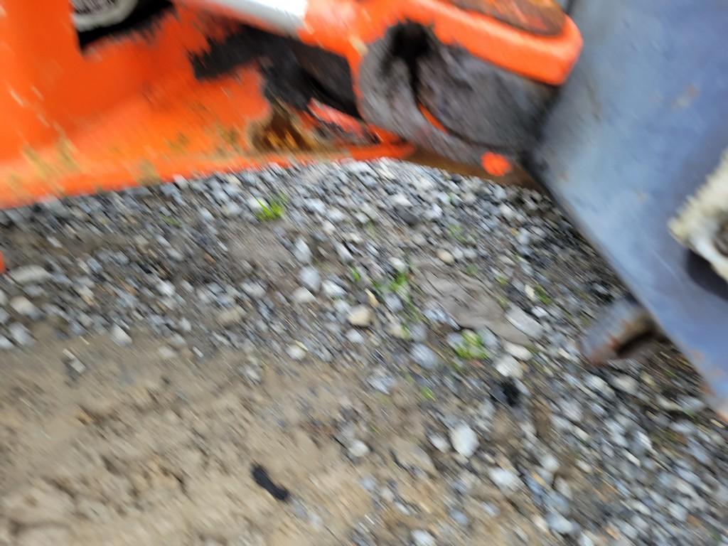 Kubota R420 Wheel Loader 'Runs & Operates'
