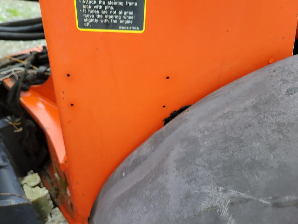 Kubota R420 Wheel Loader 'Runs & Operates'