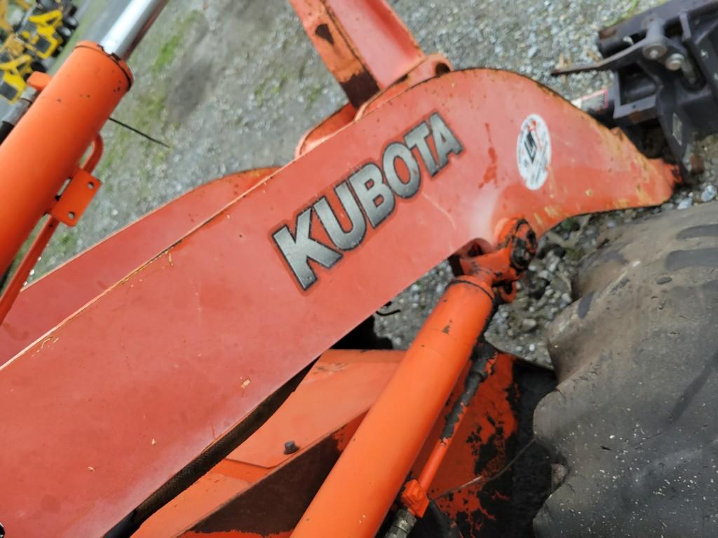 Kubota R420 Wheel Loader 'Runs & Operates'