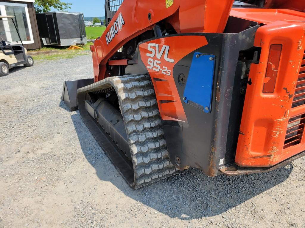 2016 Kubota SVL95-2s Track Skid Steer 'Ride & Drive'