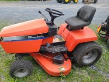Simplicity Landlord 1692438 Lawn Mower 'Runs and Drives '