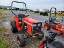 Massey Ferguson 1010 Compact Tractor 'Ride & Drive'