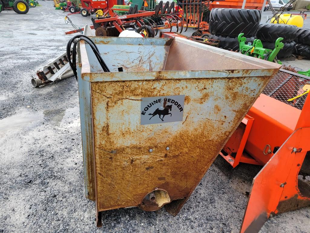 Equine Bedder  Side Shoot Bucket
