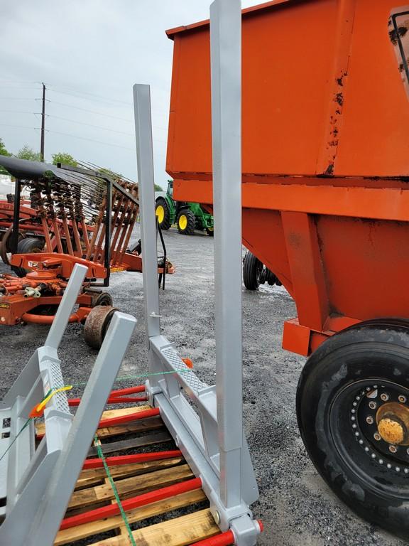 E Z Bale Handler 560SL Bale Spear 'NEW'