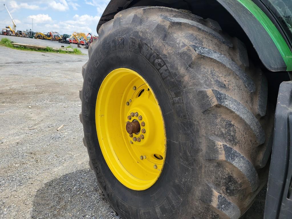 2011 John Deere 7230R Cab Tractor 'Runs & Operates'