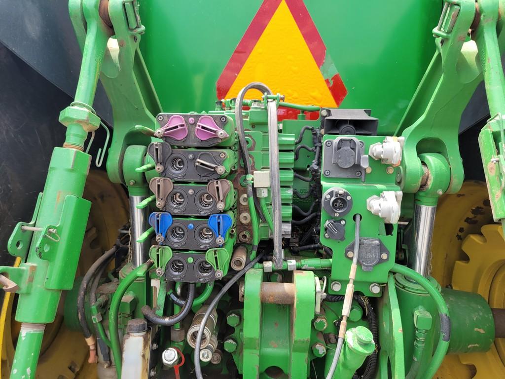 2011 John Deere 7230R Cab Tractor 'Runs & Operates'