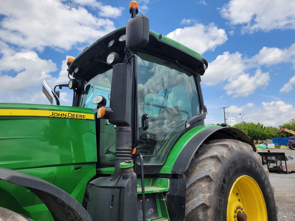 2011 John Deere 7230R Cab Tractor 'Runs & Operates'
