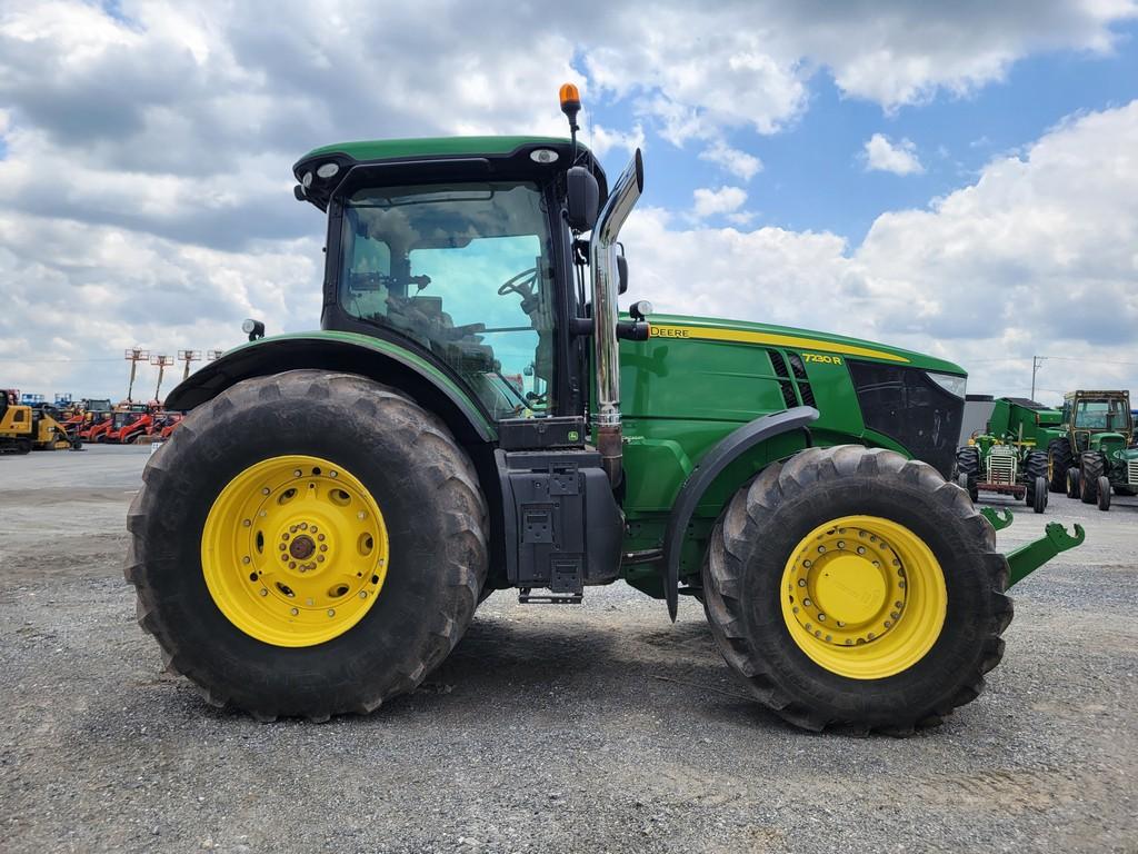 2011 John Deere 7230R Cab Tractor 'Runs & Operates'