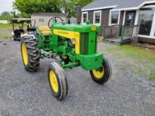 John Deere 430 Antique Tractor 'Ride & Drive'
