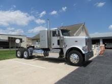 2015 Peterbilt 389 Sleeper Truck Tractor