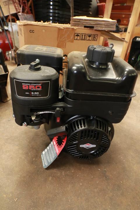 Briggs & Stratton 950 Series Engine