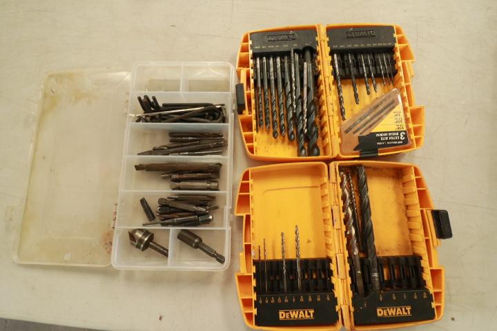 Assorted Bits & Drill Bits