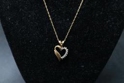 14k Yellow Gold Necklace with Heart Pendant