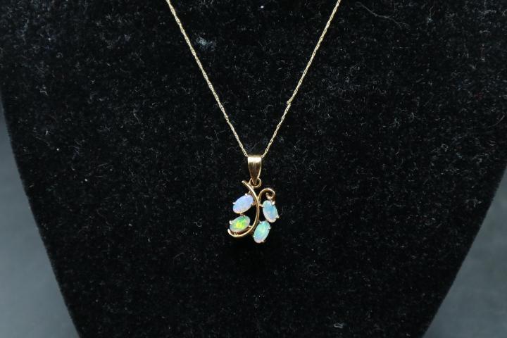 10k Yellow Gold Necklace with 10k Yellow Gold & Opal Pendant