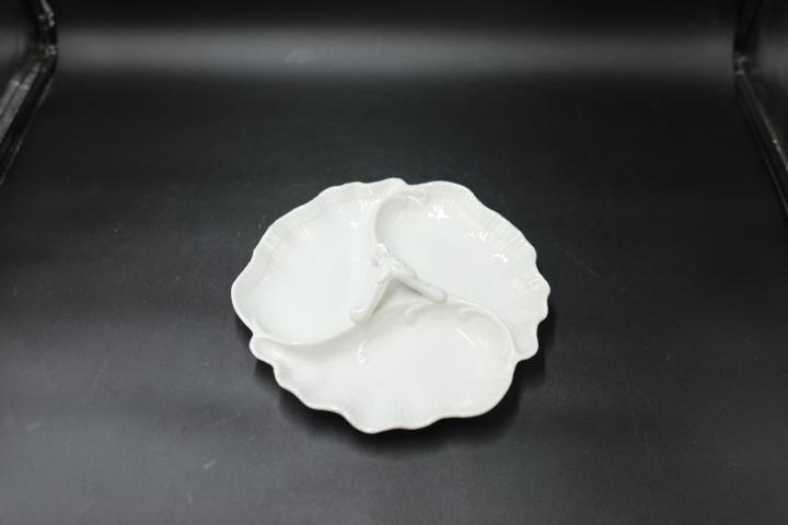 Divided Tray