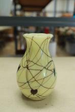 Fenton Hanging Hearts Vase