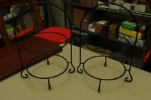 2 Metal Plate Racks