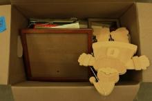 Box of Misc Décor