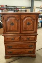 Sumter Furniture Oak Chest on Chest