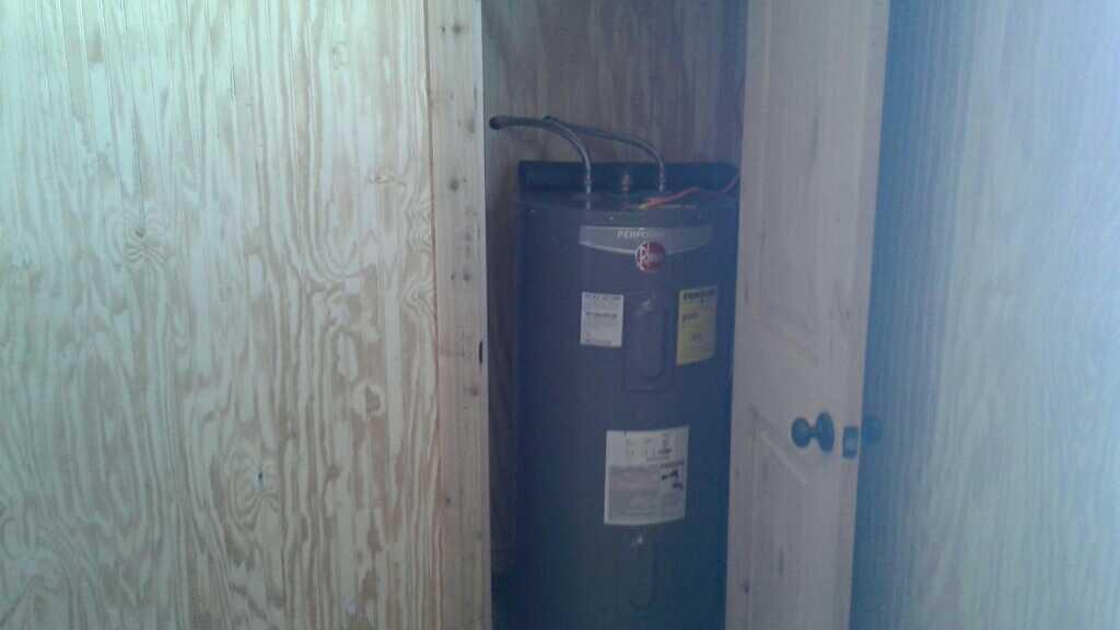 48' x 16' Red Portable Cabin
