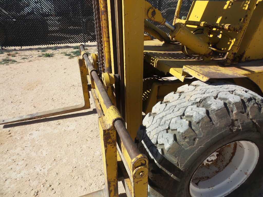 York TM-70 Forklift