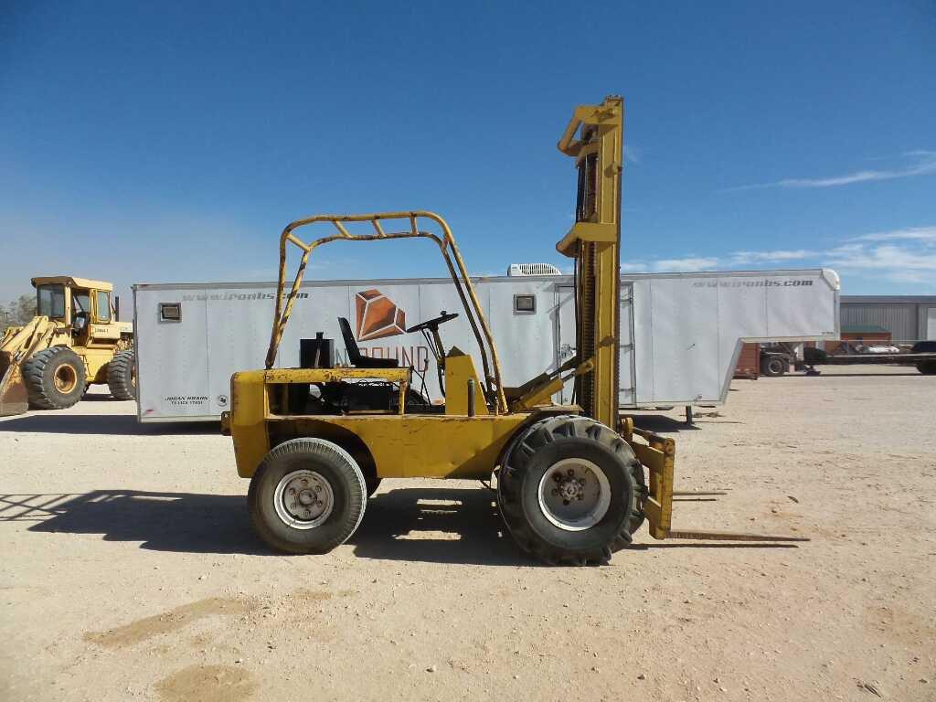 York TM-70 Forklift