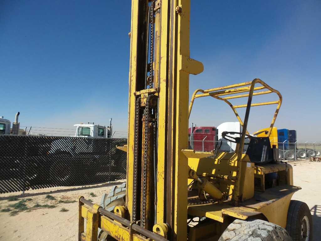 York TM-70 Forklift