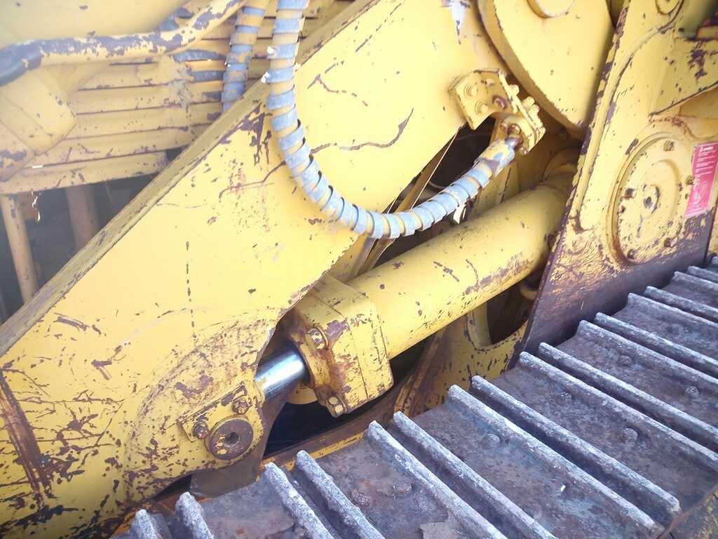 Caterpillar 955L Crawler Loader