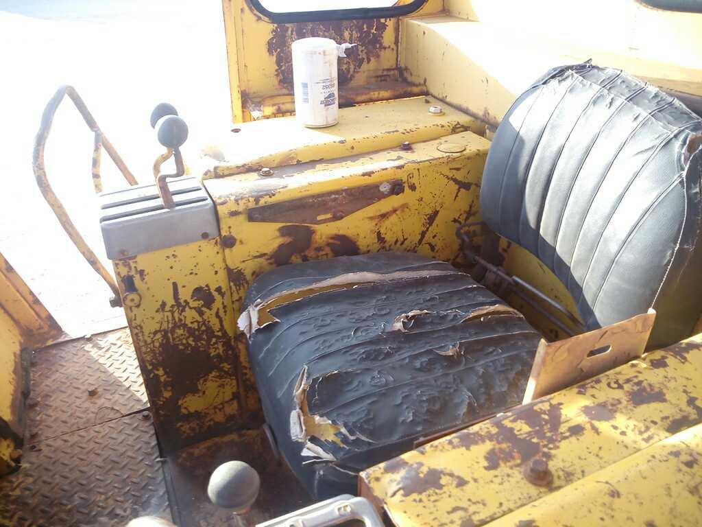 Caterpillar 955L Crawler Loader
